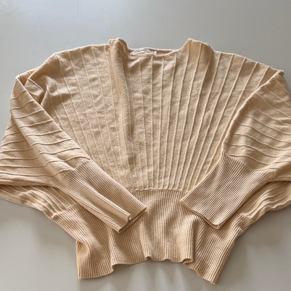 Inmod Cream Ribbed Sweater size Small - Picture 2 of 10